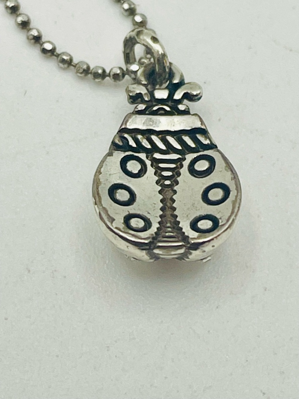Vintage Brighton Silver-Tone Crystal Ladybug Pendant Necklace. 18 inches - Picture 7 of 7